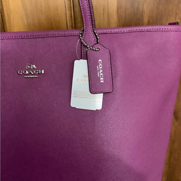 Coach City Tote NWT #F57522 SVLKD Pretty Orchid Color! - Picture 2 of 12
